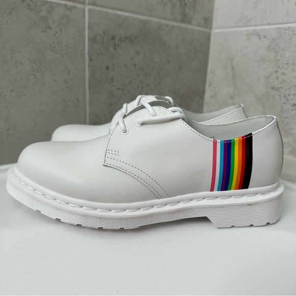 Dr. Martens Shoes - Dr. Martens 1461 Pride Oxford Shoes Size 8 Men/9 Women